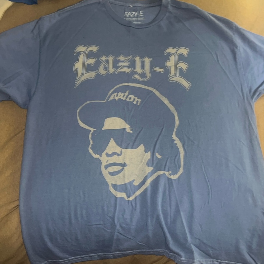 Lavender Eazy E tee size M/L worn once